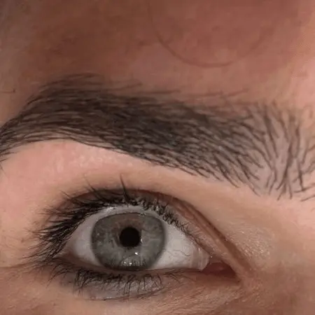 Diseño de cejas hilo